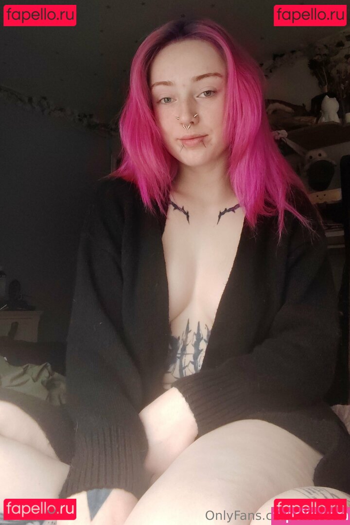 Scarlett / shakyxx Onlyfans Photo Gallery 