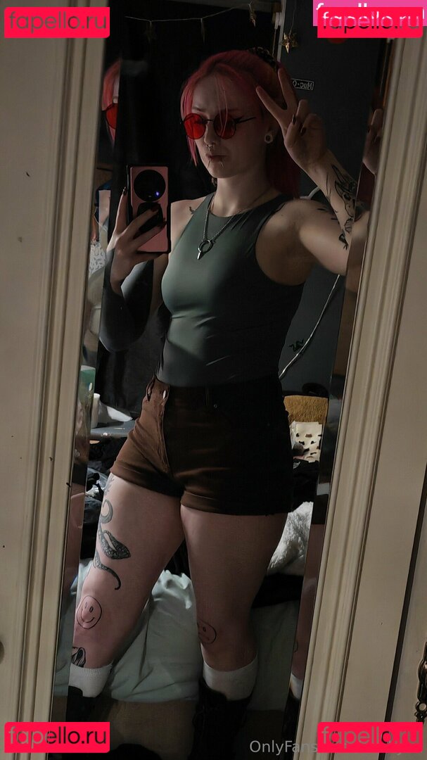 Scarlett / shakyxx Onlyfans Photo Gallery 