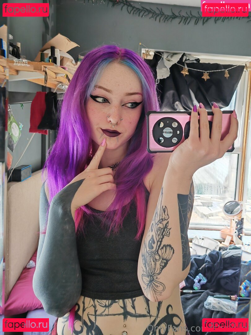 Scarlett / shakyxx Onlyfans Photo Gallery 