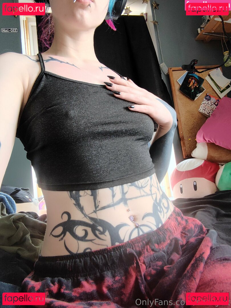 Scarlett / shakyxx Onlyfans Photo Gallery 