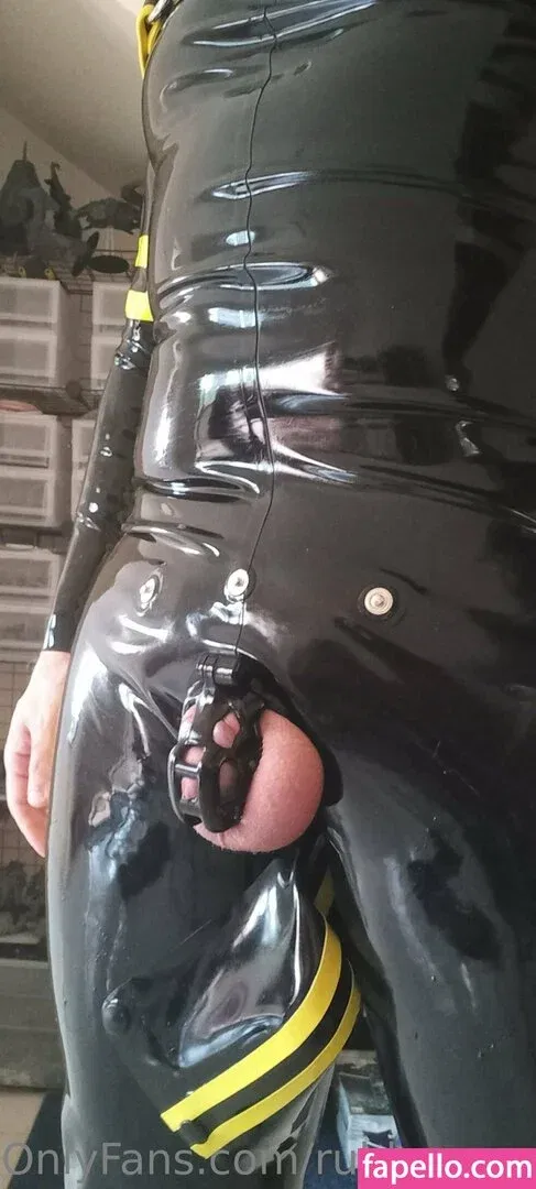 rubbersorcerer Onlyfans Photo Gallery 