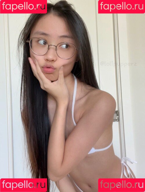 urshortie Onlyfans Photo Gallery 