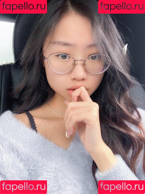 urshortie Onlyfans Photo Gallery 