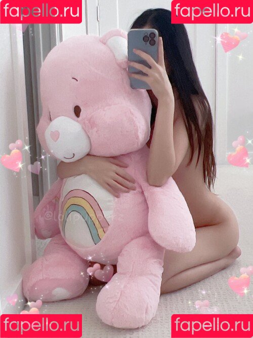 urshortie Onlyfans Photo Gallery 