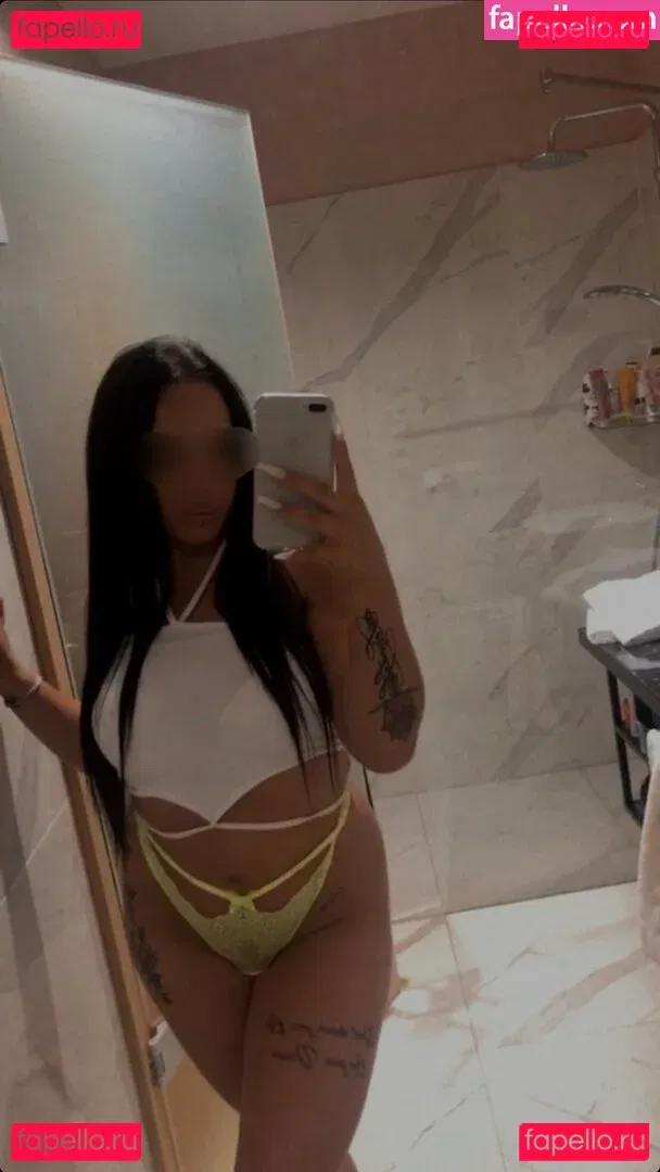 gabicaa Onlyfans Photo Gallery 