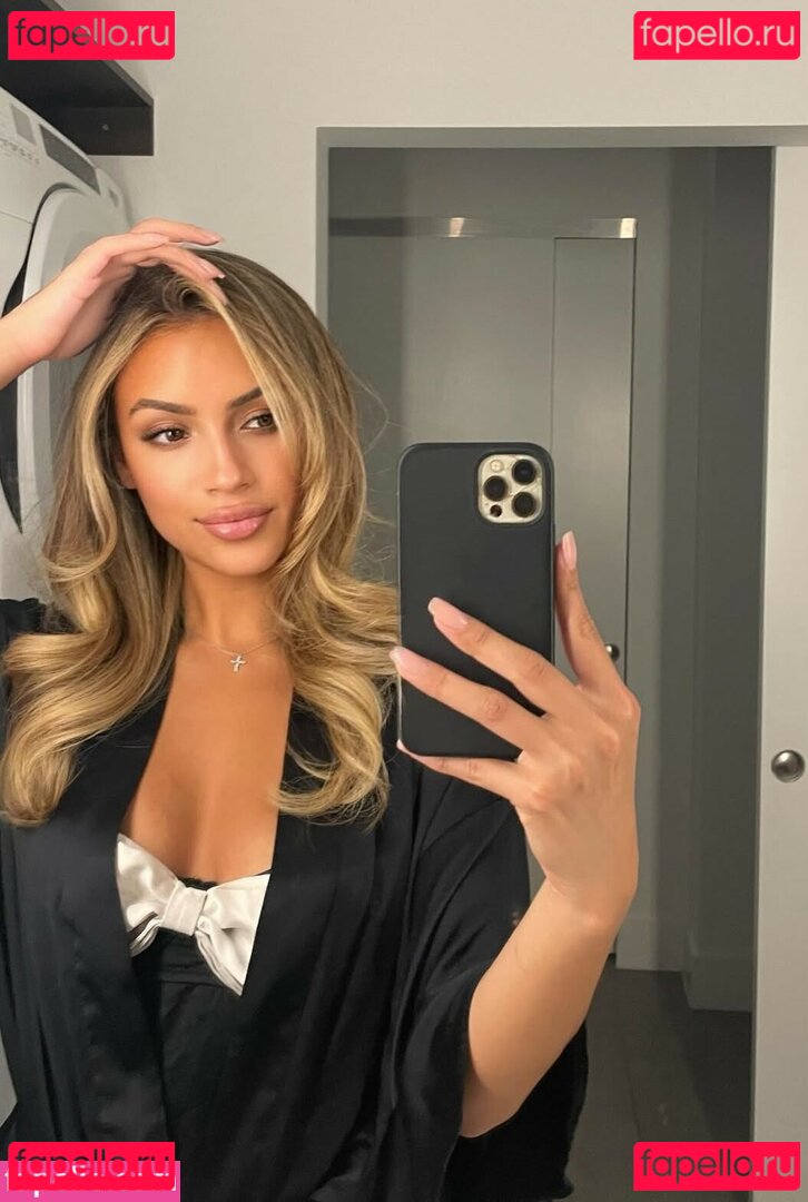 Ariana Barrett / arianaabarrett Onlyfans Photo Gallery 