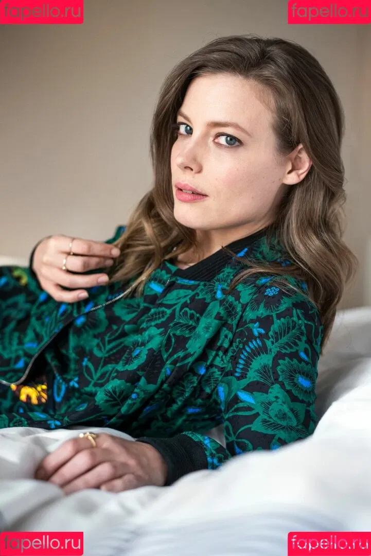 Gillian Jacobs Onlyfans Photo Gallery 