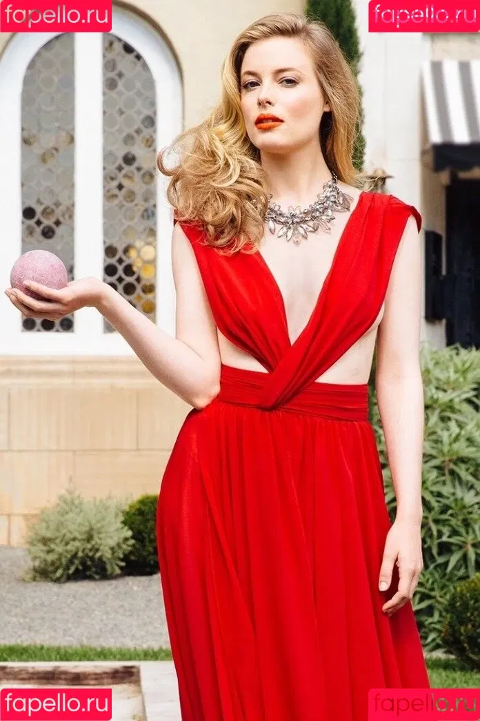 Gillian Jacobs Onlyfans Photo Gallery 