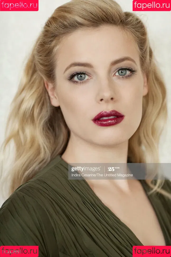 Gillian Jacobs Onlyfans Photo Gallery 