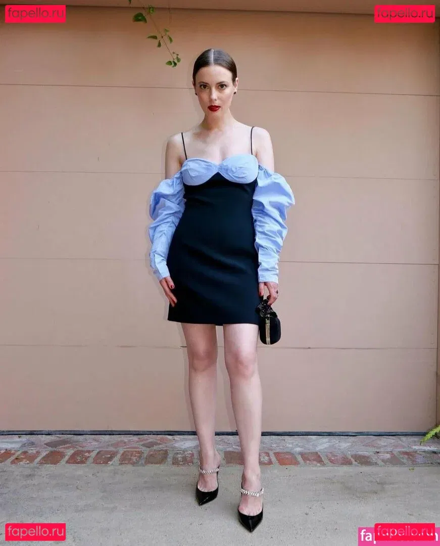 Gillian Jacobs Onlyfans Photo Gallery 