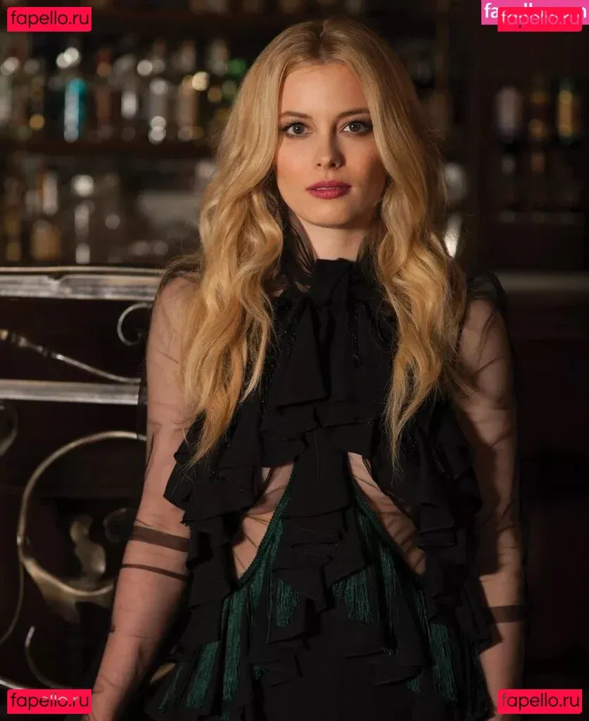 Gillian Jacobs Onlyfans Photo Gallery 