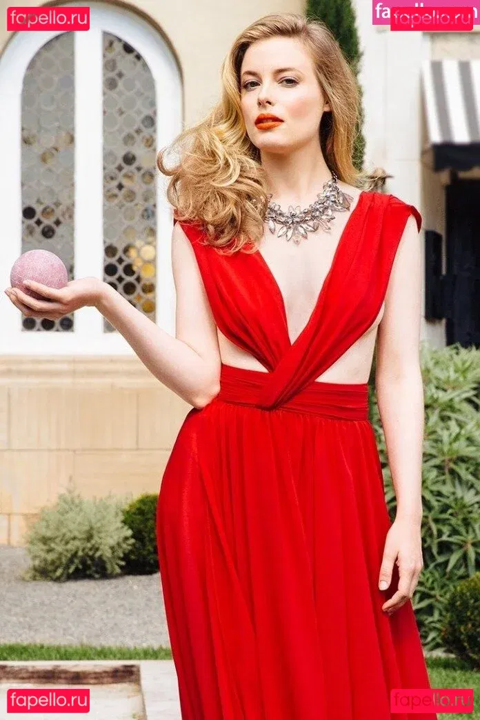 Gillian Jacobs Onlyfans Photo Gallery 