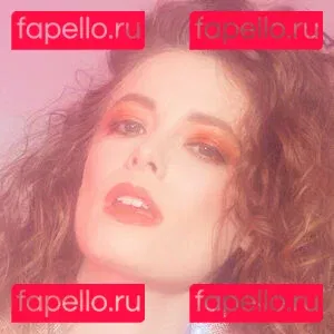 Gillian Jacobs Onlyfans Photo Gallery 