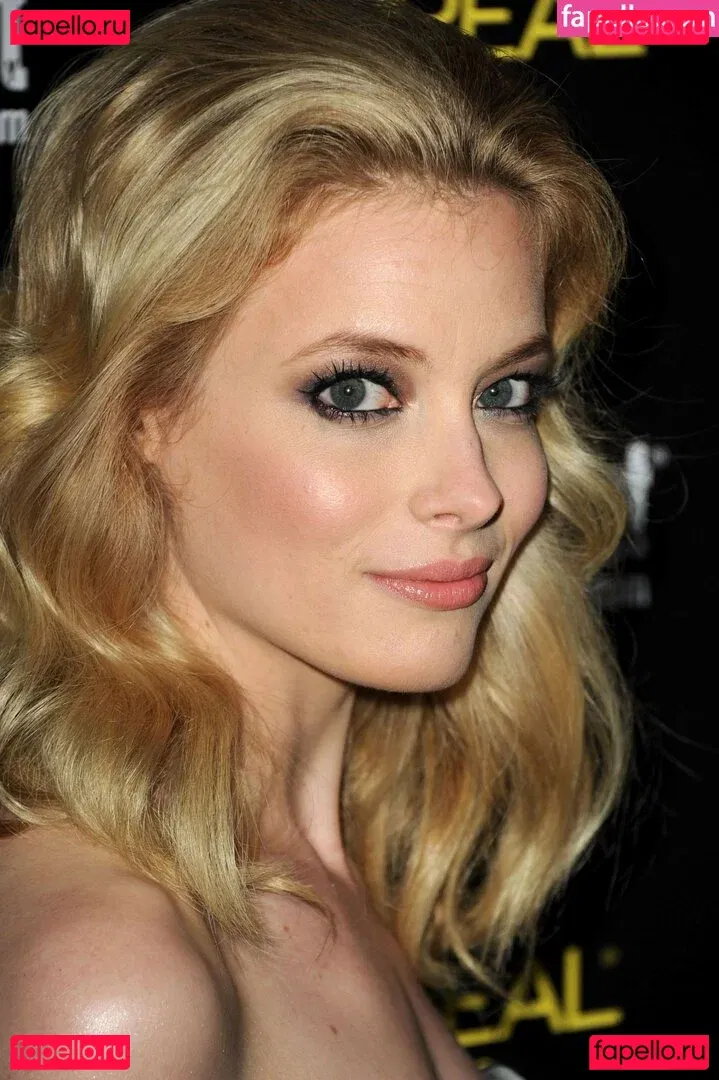 Gillian Jacobs Onlyfans Photo Gallery 