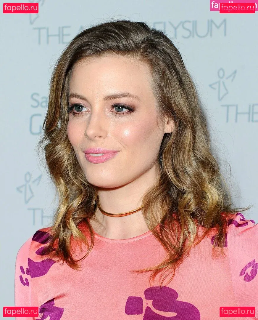 Gillian Jacobs Onlyfans Photo Gallery 