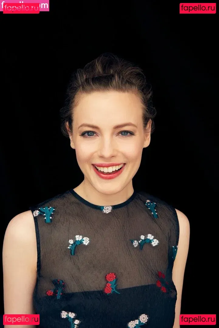 Gillian Jacobs Onlyfans Photo Gallery 