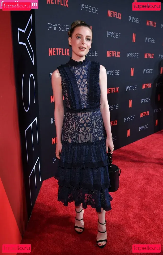 Gillian Jacobs Onlyfans Photo Gallery 