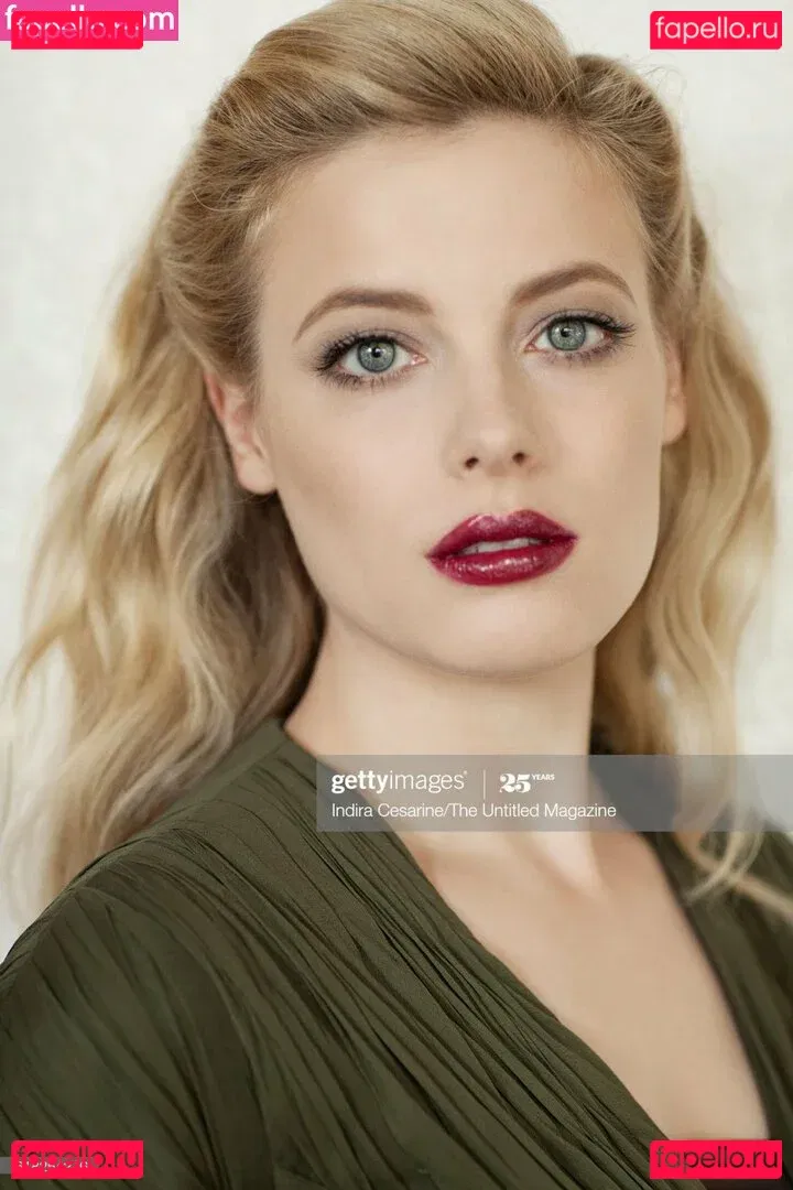 Gillian Jacobs Onlyfans Photo Gallery 