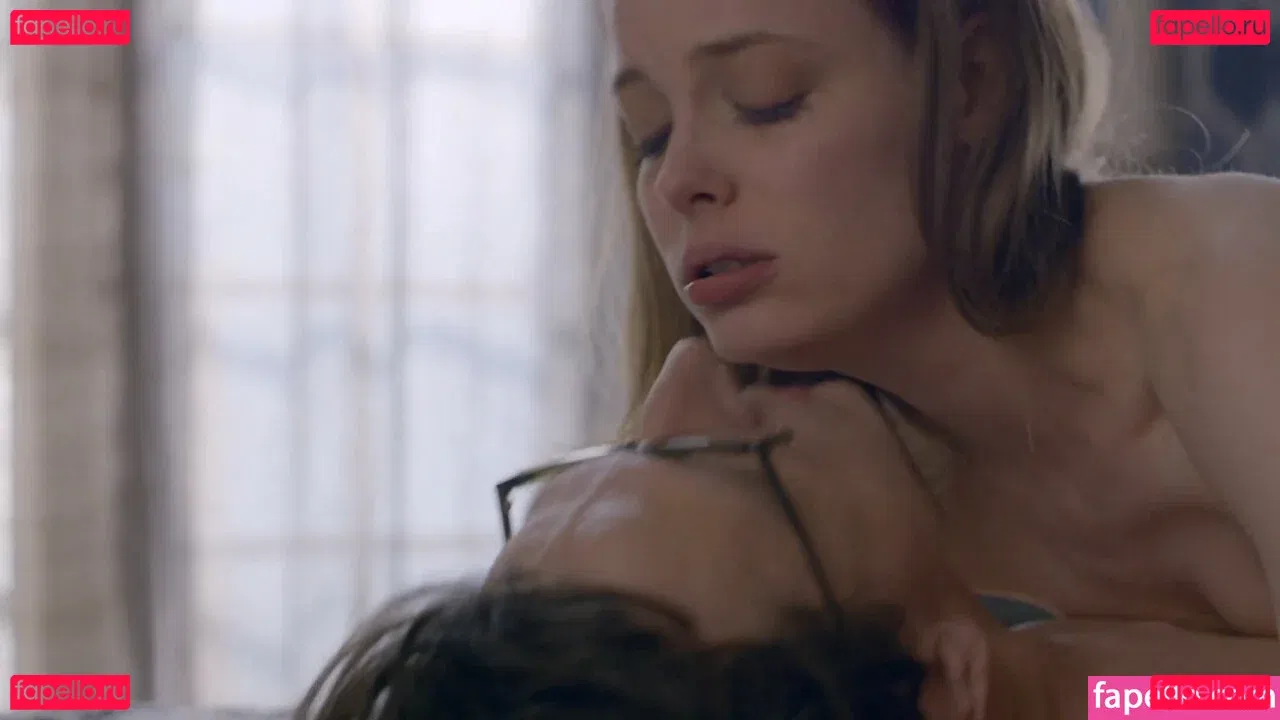 Gillian Jacobs Onlyfans Photo Gallery 