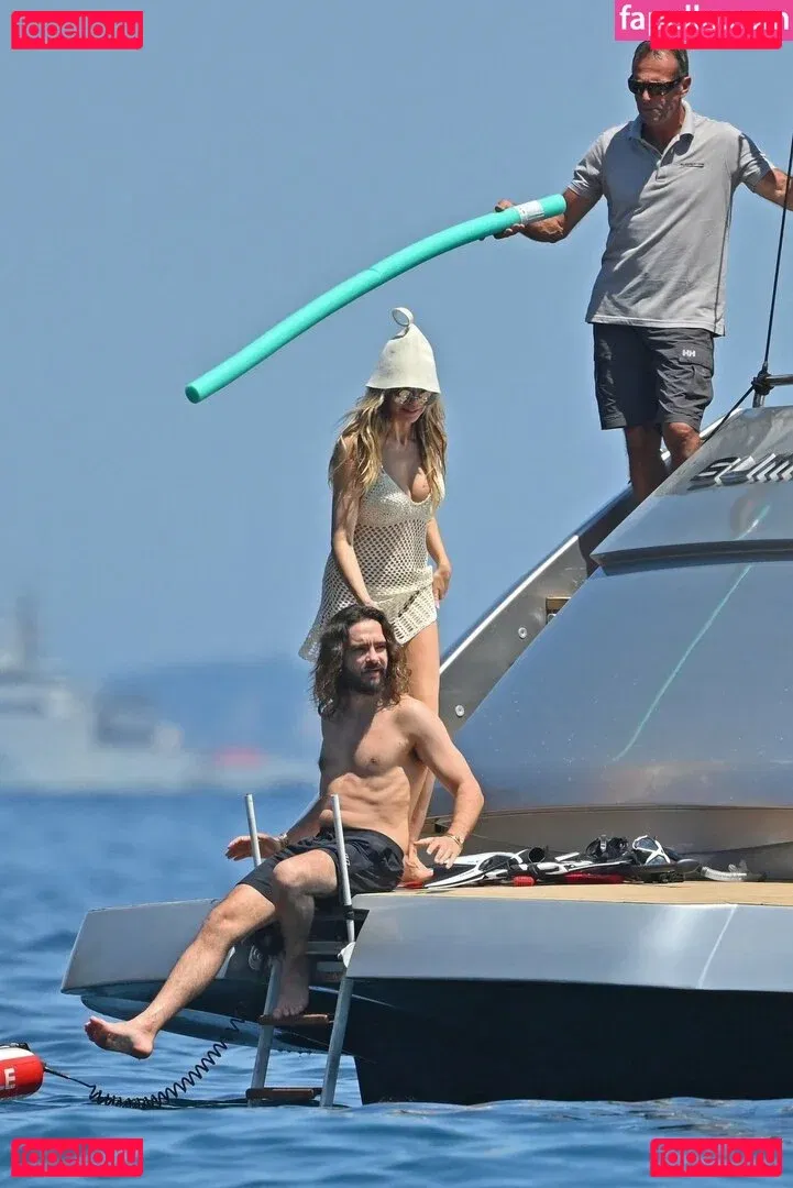 Heidi Klum Onlyfans Photo Gallery 