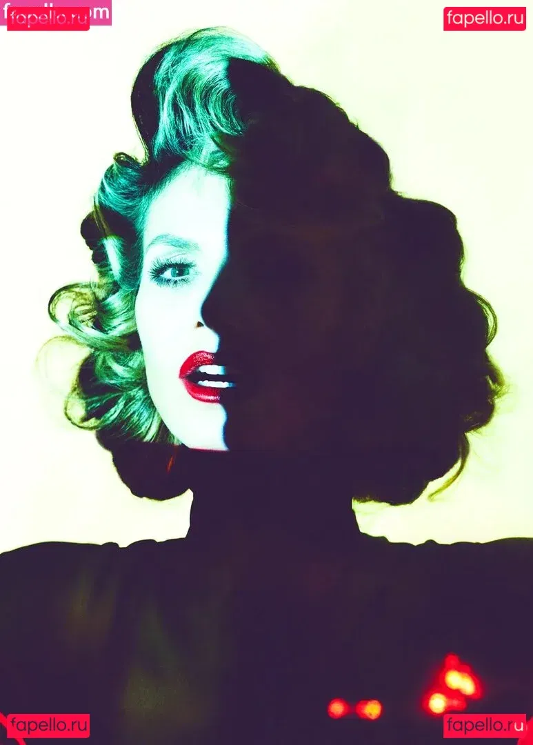 Heidi Klum Onlyfans Photo Gallery 