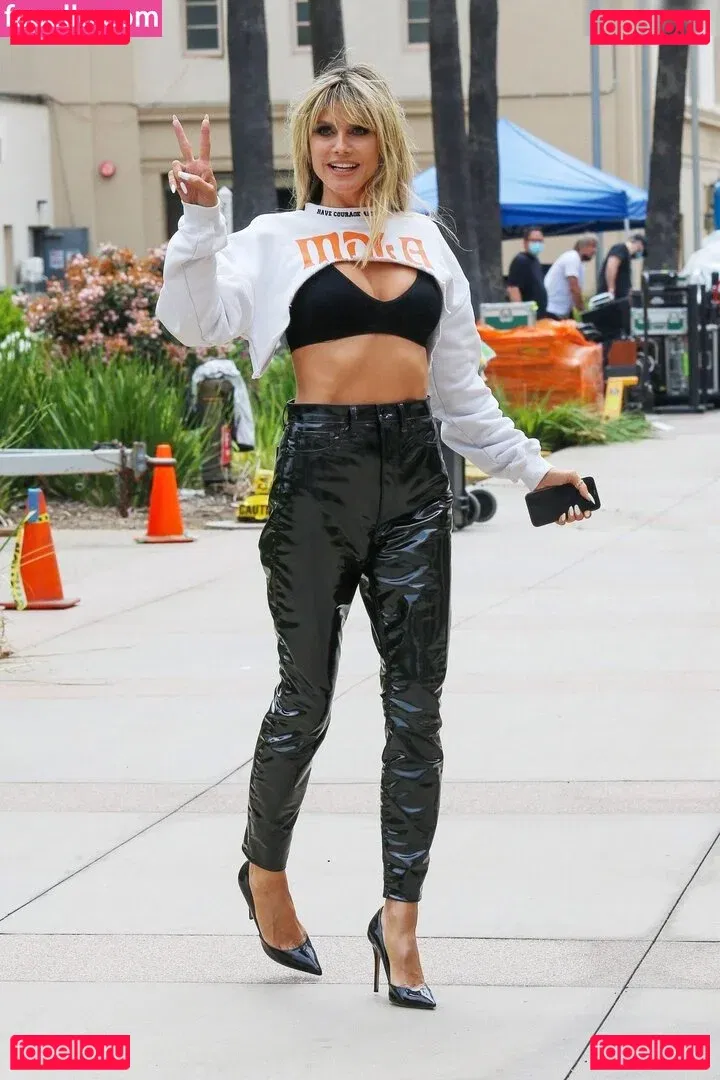 Heidi Klum Onlyfans Photo Gallery 