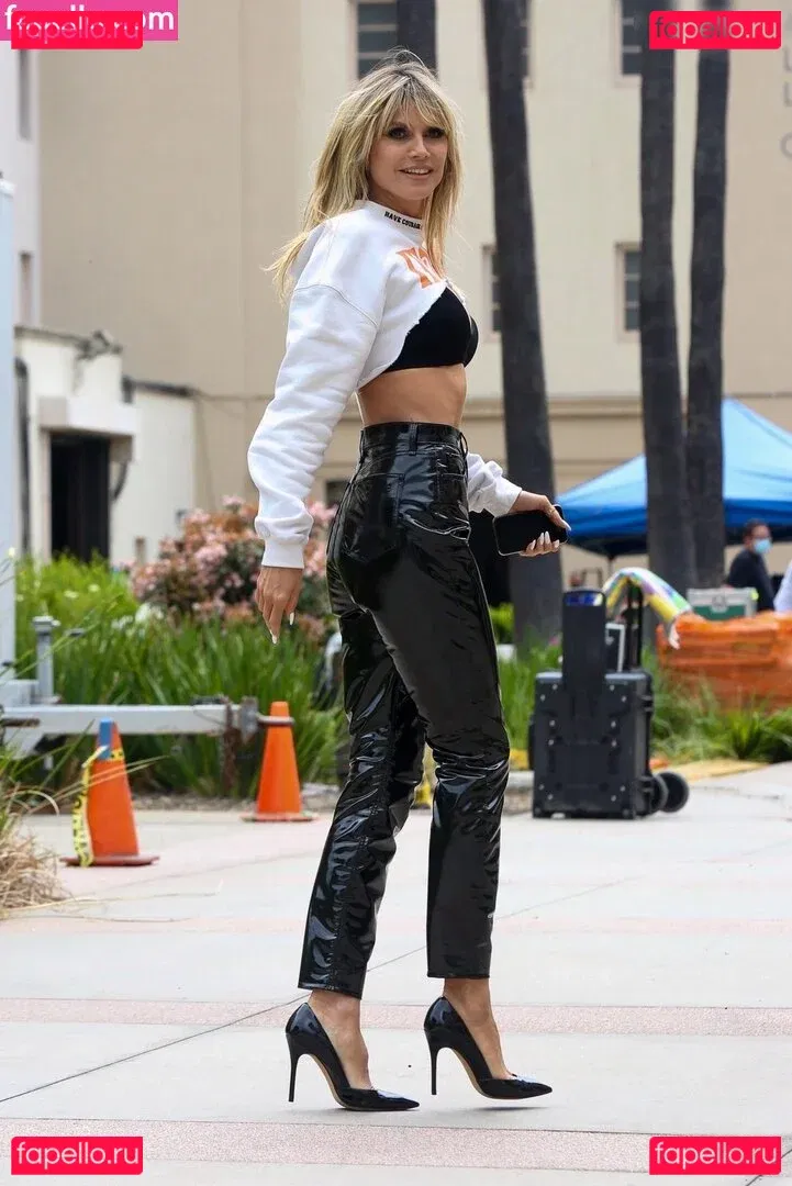 Heidi Klum Onlyfans Photo Gallery 