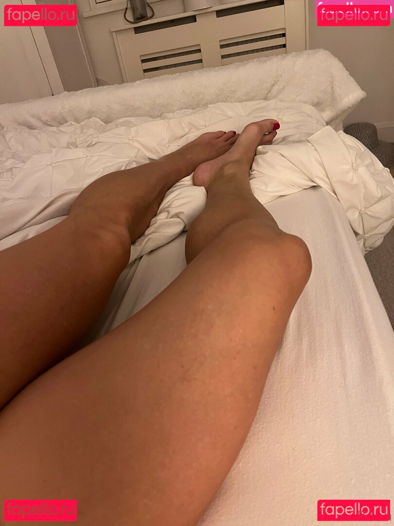 cheekysoles333 / chelsiejayy Onlyfans Photo Gallery 