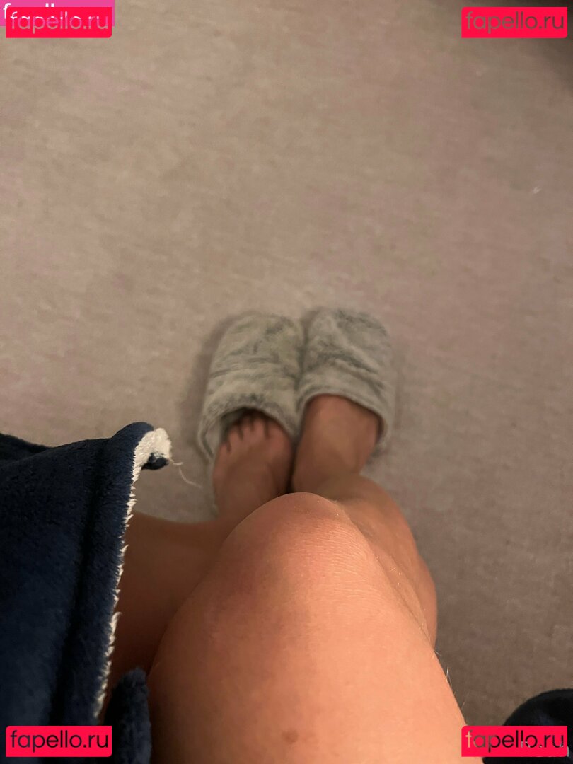 cheekysoles333 / chelsiejayy Onlyfans Photo Gallery 