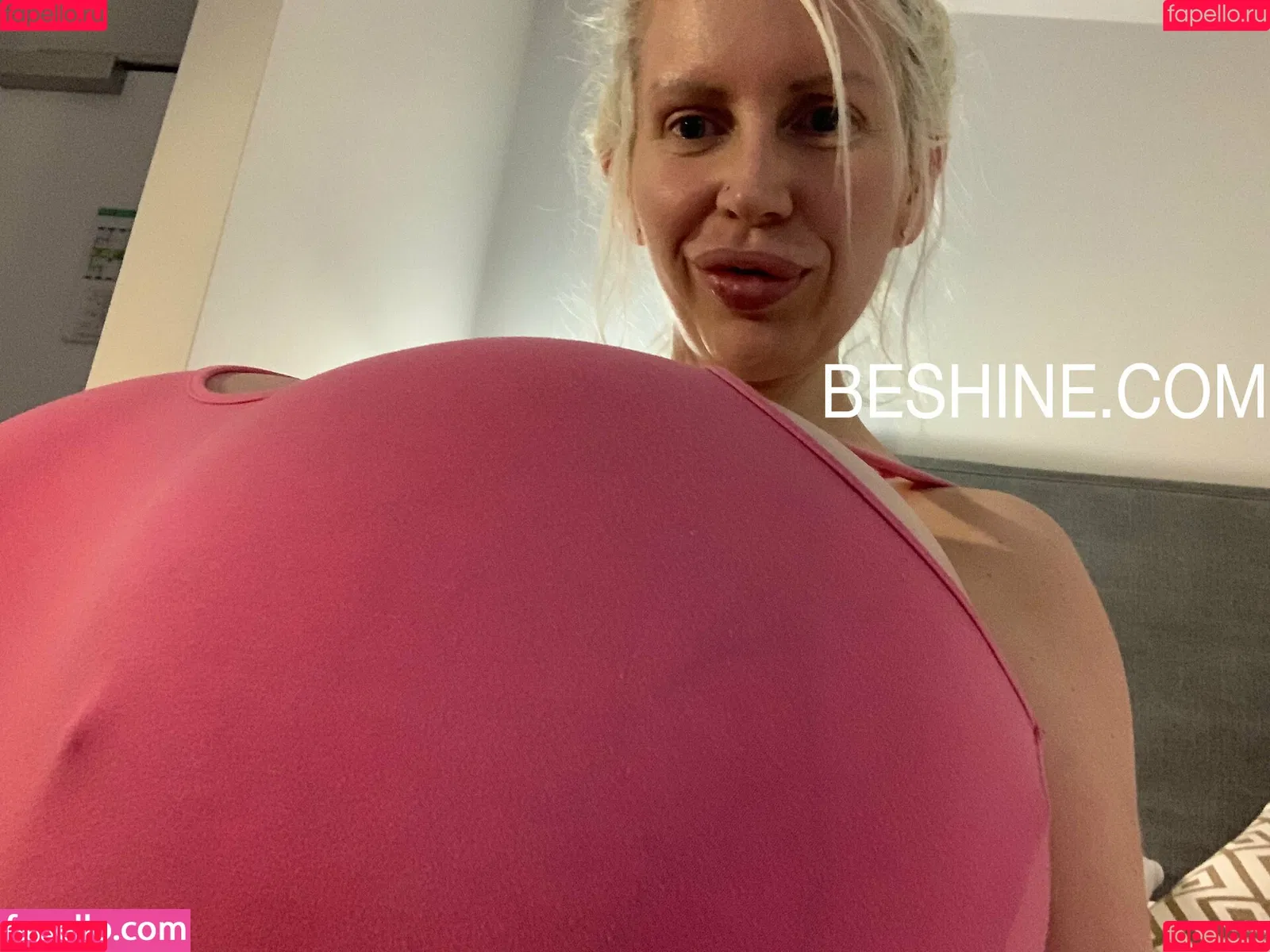 beshinedotcom Onlyfans Photo Gallery 