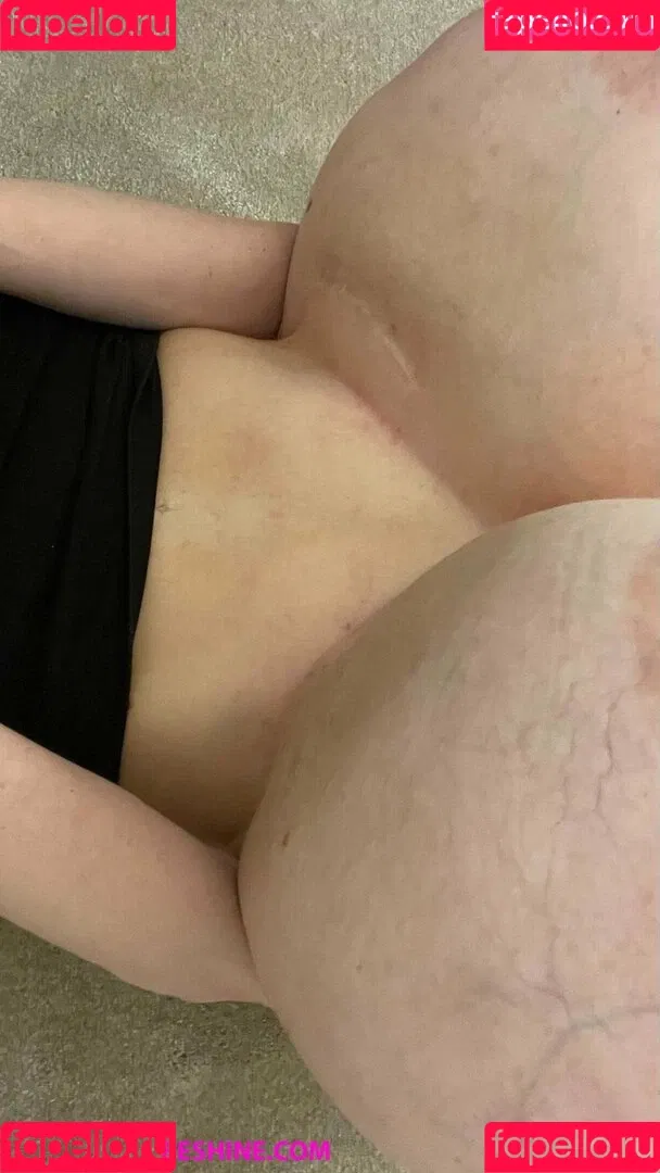 beshinedotcom Onlyfans Photo Gallery 