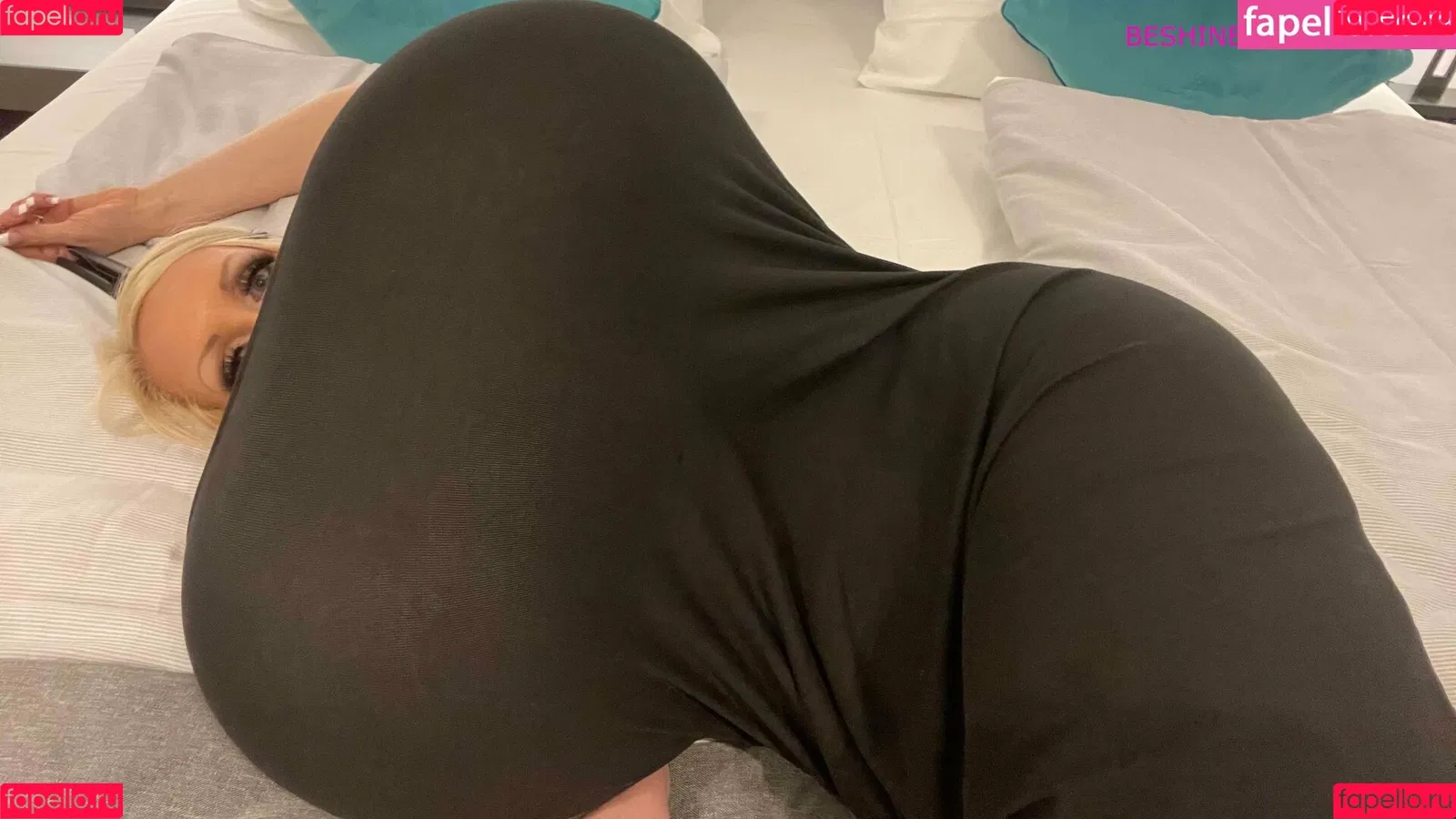 beshinedotcom Onlyfans Photo Gallery 