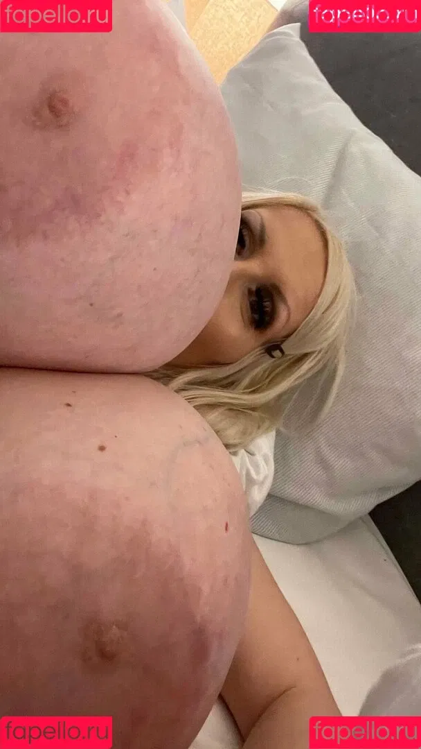 beshinedotcom Onlyfans Photo Gallery 