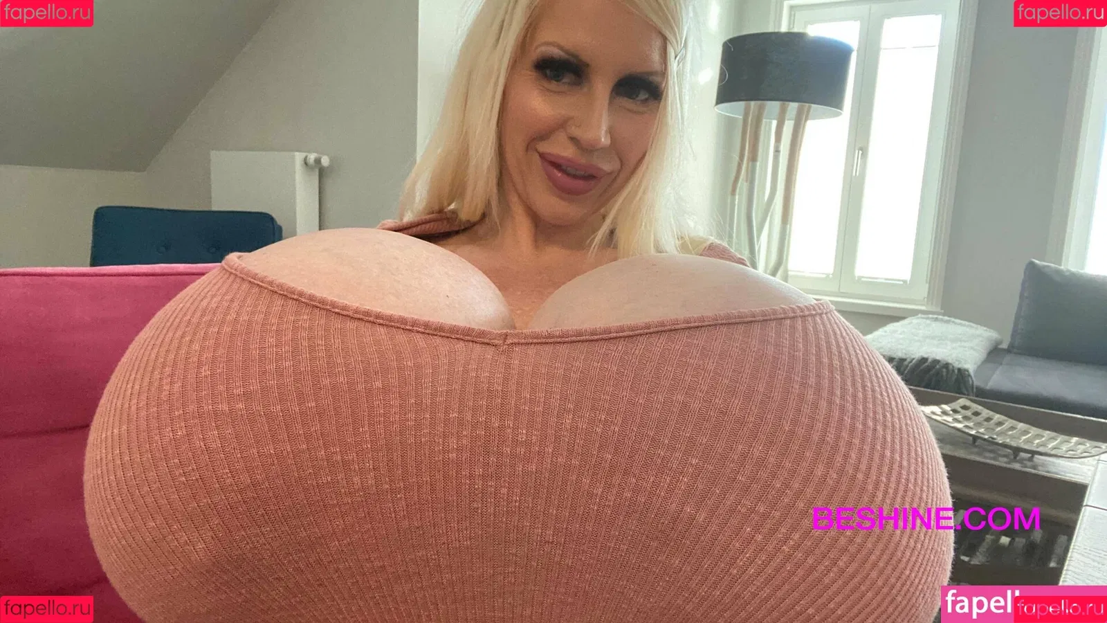 beshinedotcom Onlyfans Photo Gallery 