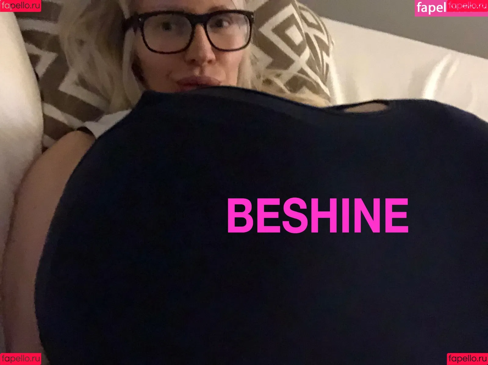 beshinedotcom Onlyfans Photo Gallery 