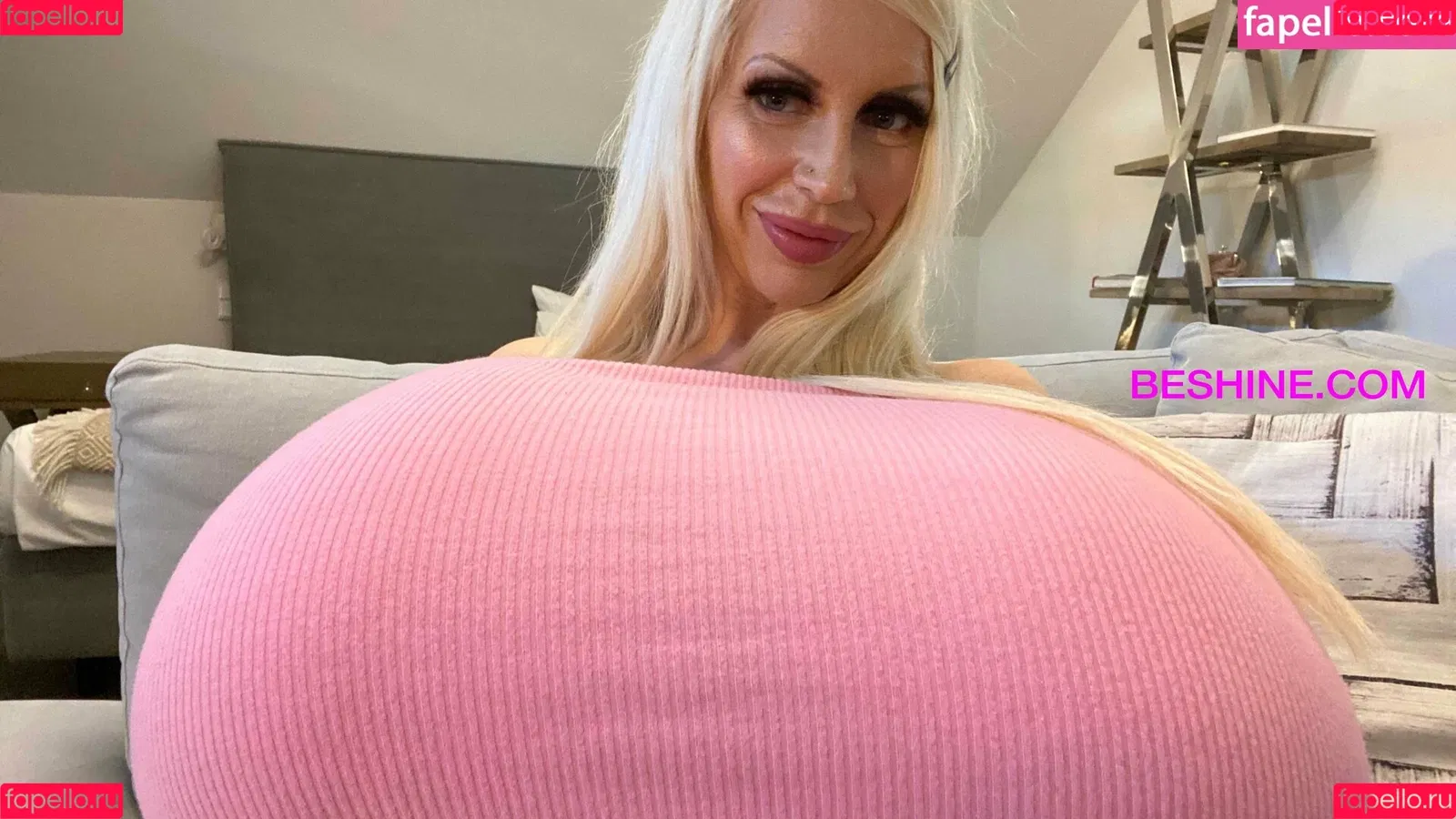 beshinedotcom Onlyfans Photo Gallery 