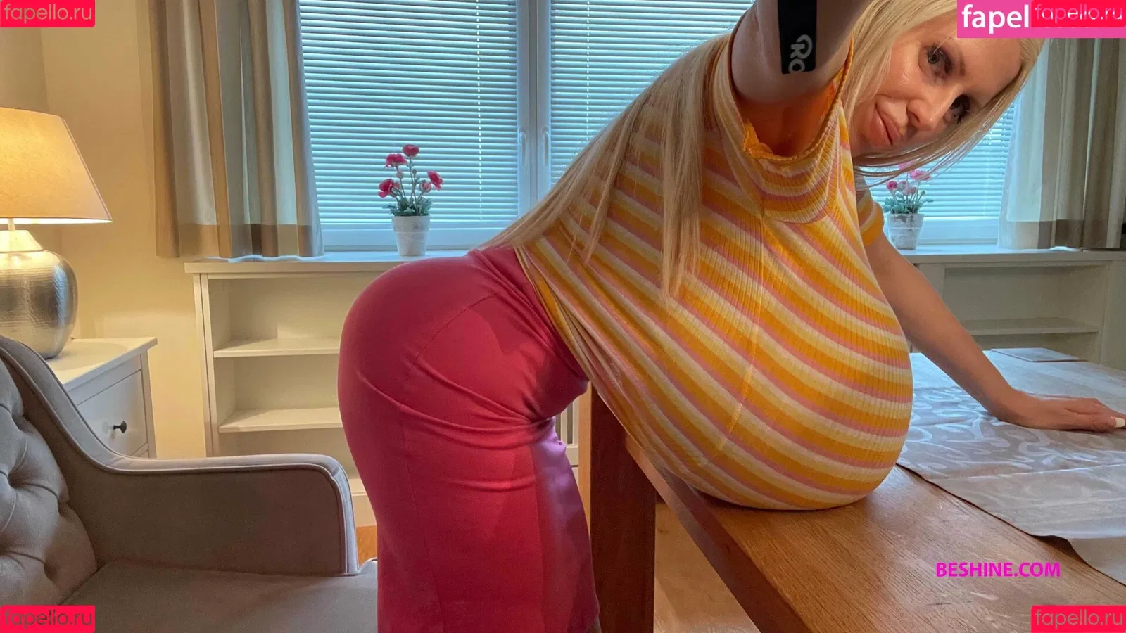 beshinedotcom Onlyfans Photo Gallery 
