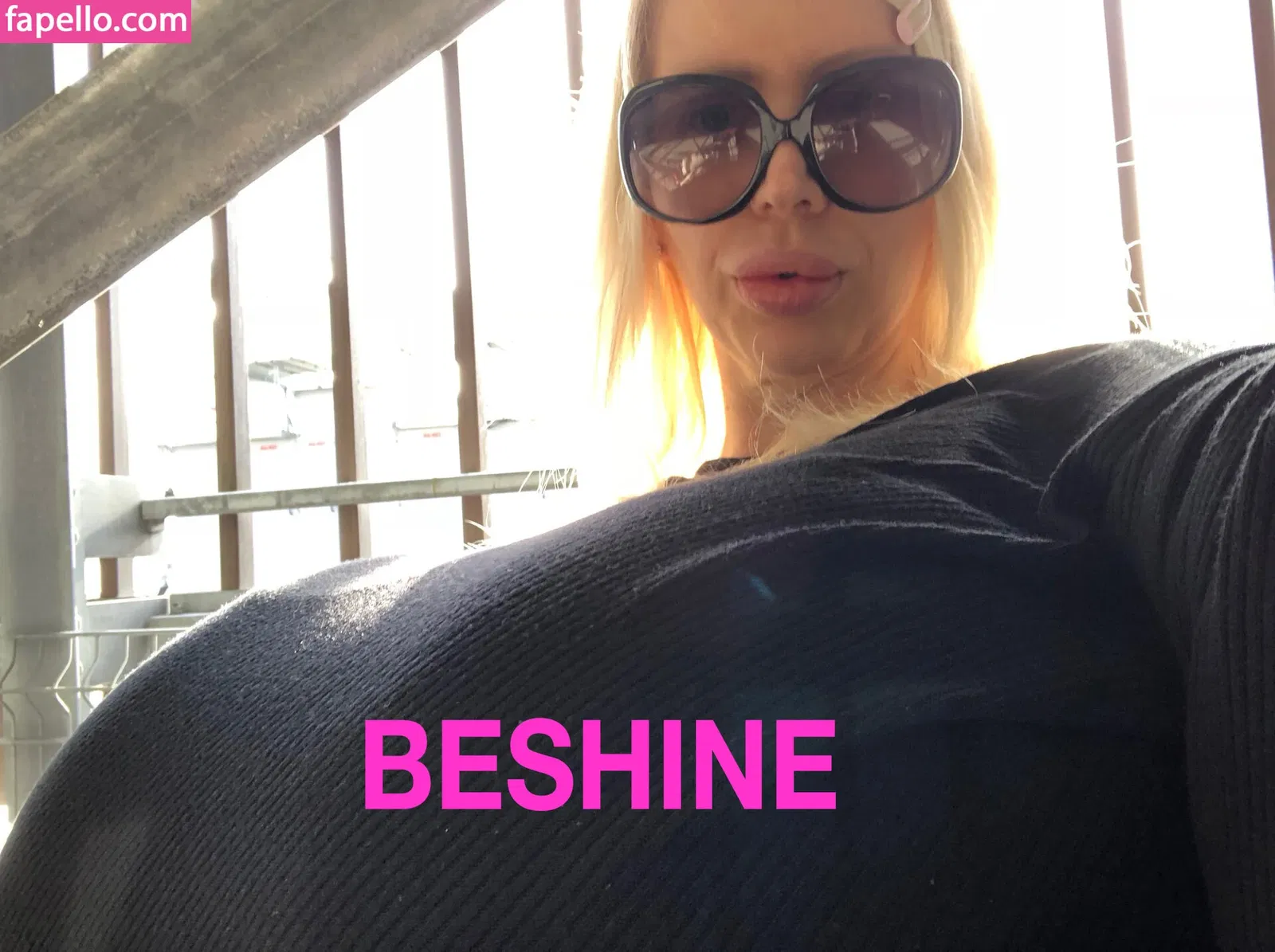 beshinedotcom Onlyfans Photo Gallery 