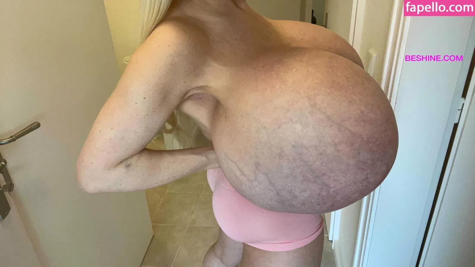 beshinedotcom Onlyfans Photo Gallery 