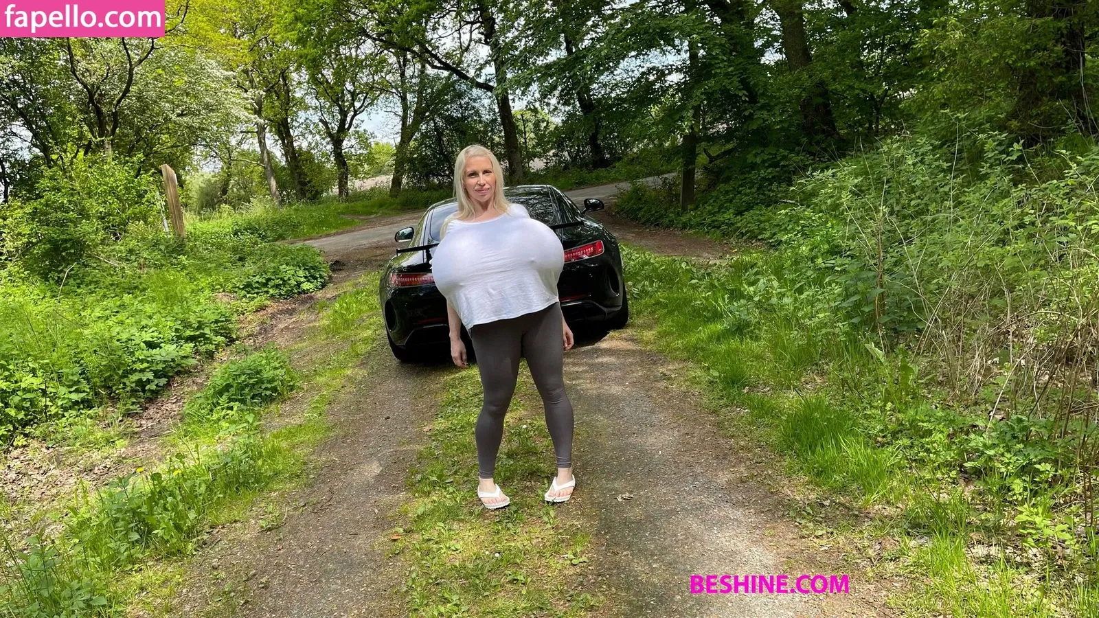 beshinedotcom Onlyfans Photo Gallery 