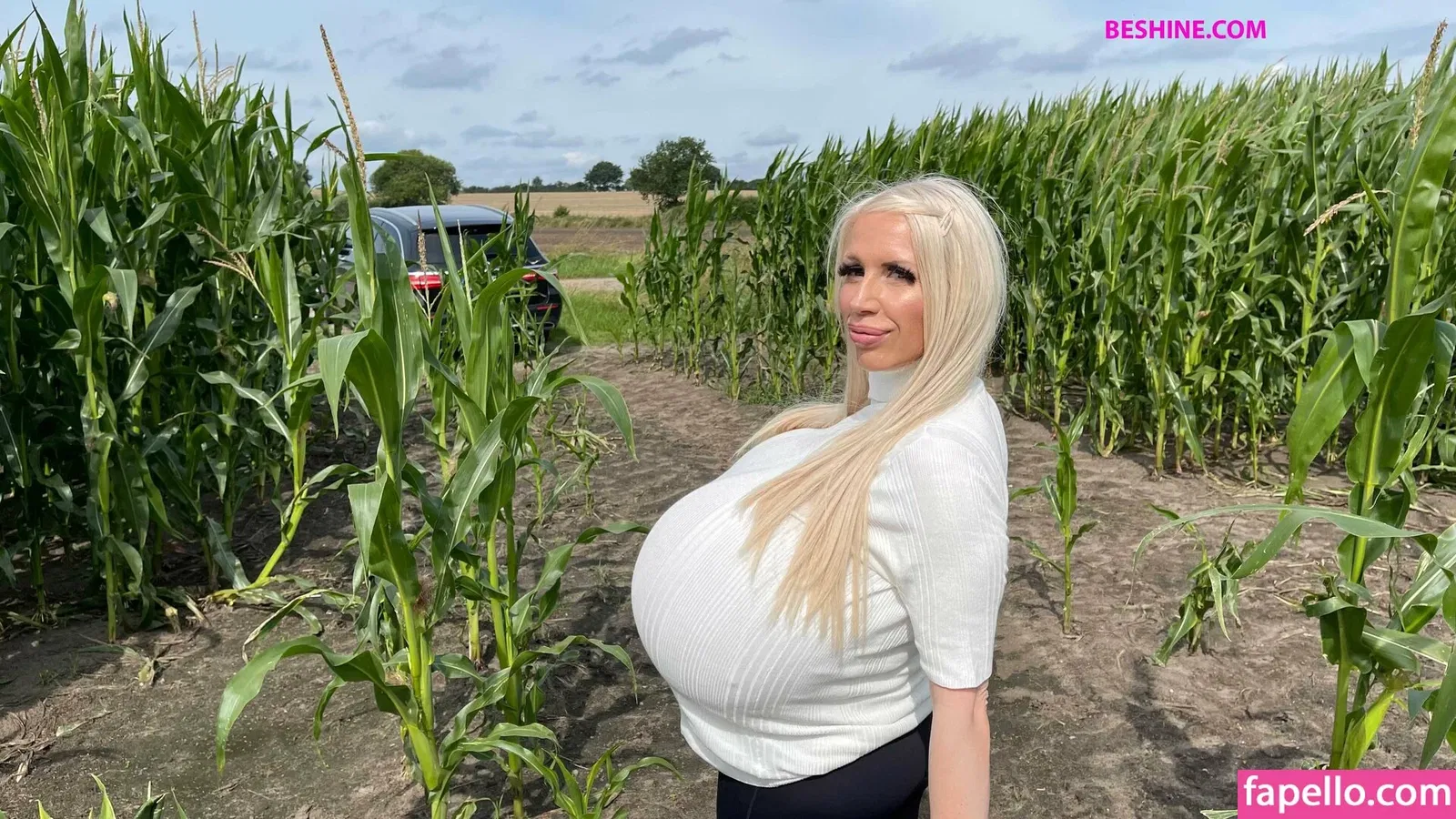 beshinedotcom Onlyfans Photo Gallery 