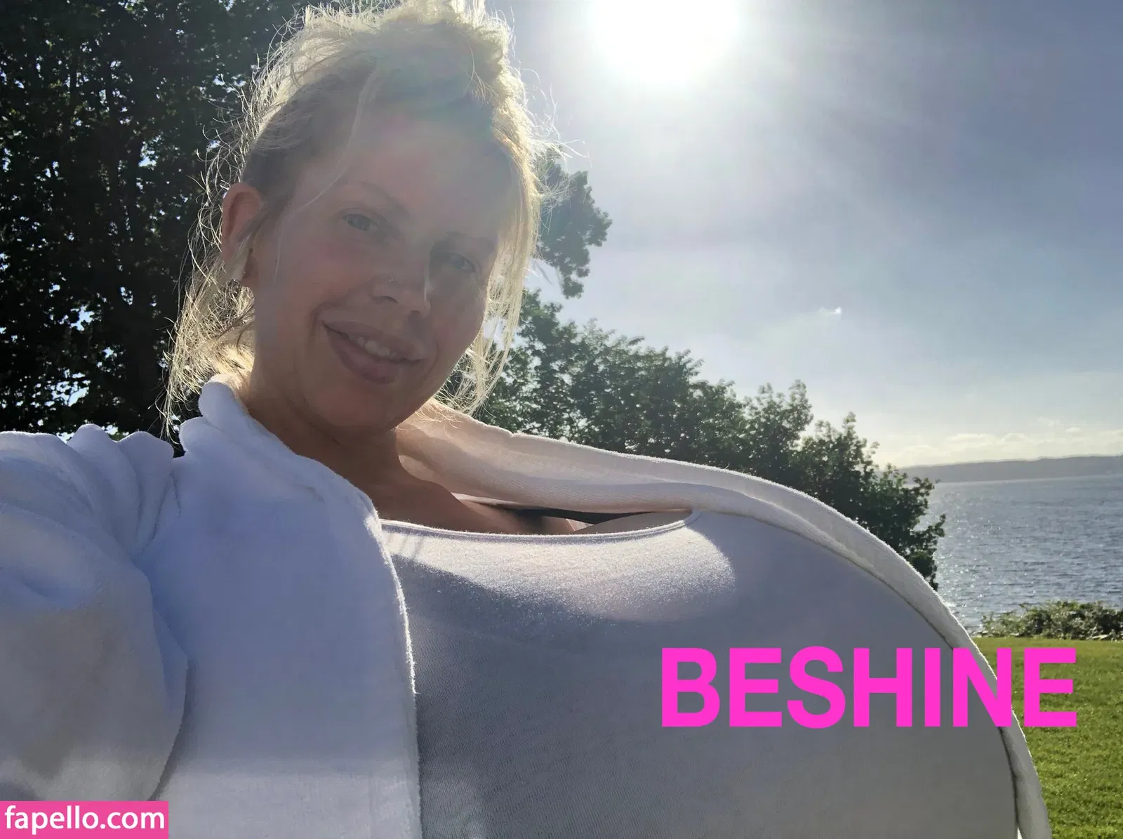 beshinedotcom Onlyfans Photo Gallery 