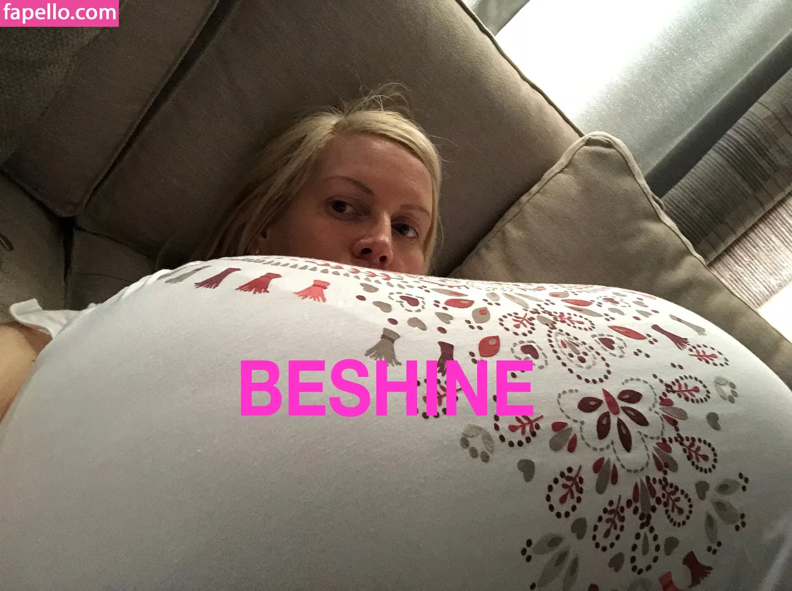 beshinedotcom Onlyfans Photo Gallery 