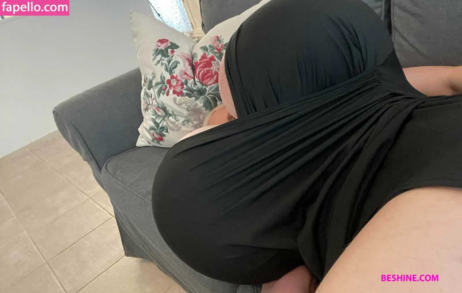 beshinedotcom Onlyfans Photo Gallery 