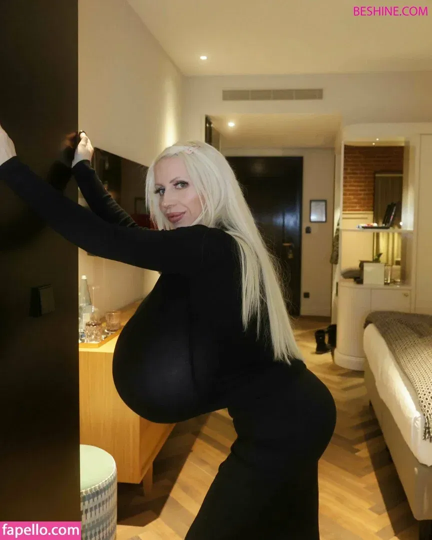 beshinedotcom Onlyfans Photo Gallery 