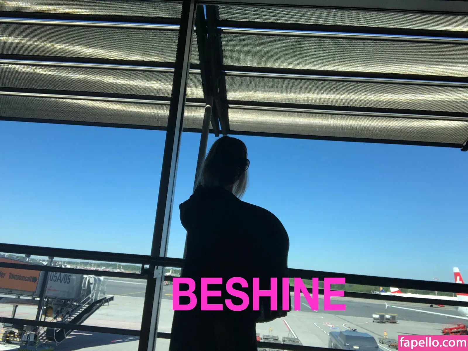 beshinedotcom Onlyfans Photo Gallery 