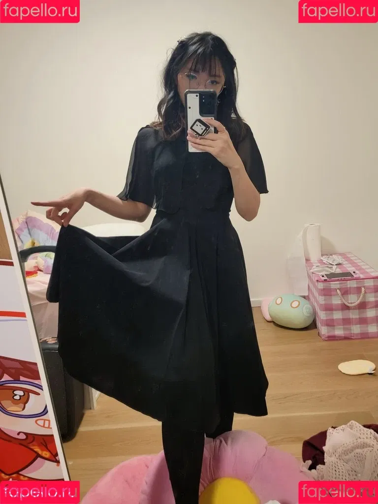 LilyPichu Onlyfans Photo Gallery 