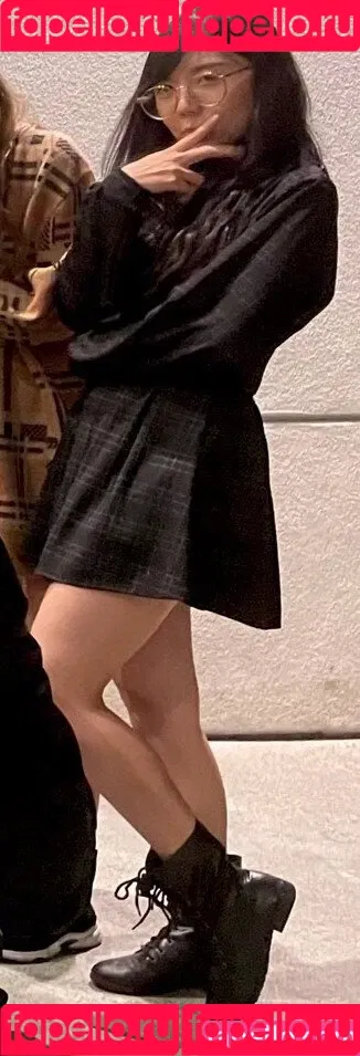 LilyPichu Onlyfans Photo Gallery 