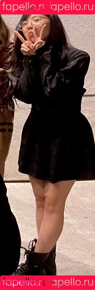 LilyPichu Onlyfans Photo Gallery 