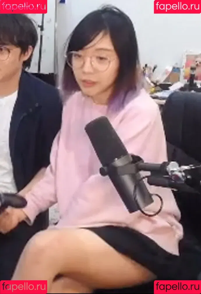 LilyPichu Onlyfans Photo Gallery 